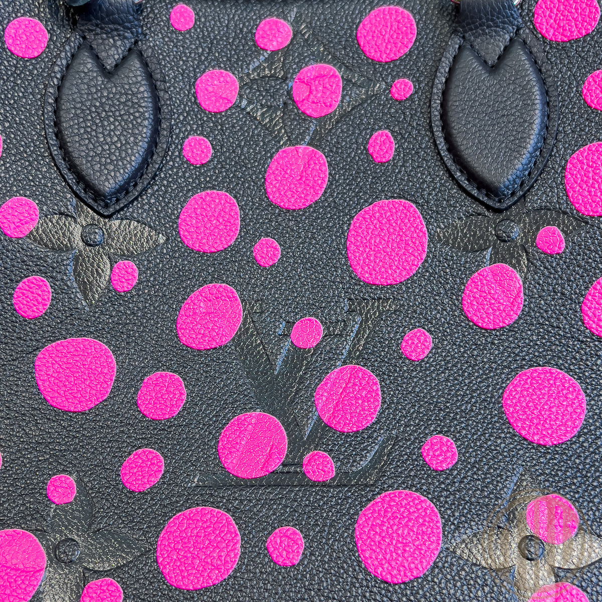 Louis Vuitton LV x YK Onthego MM Black/Fuchsia