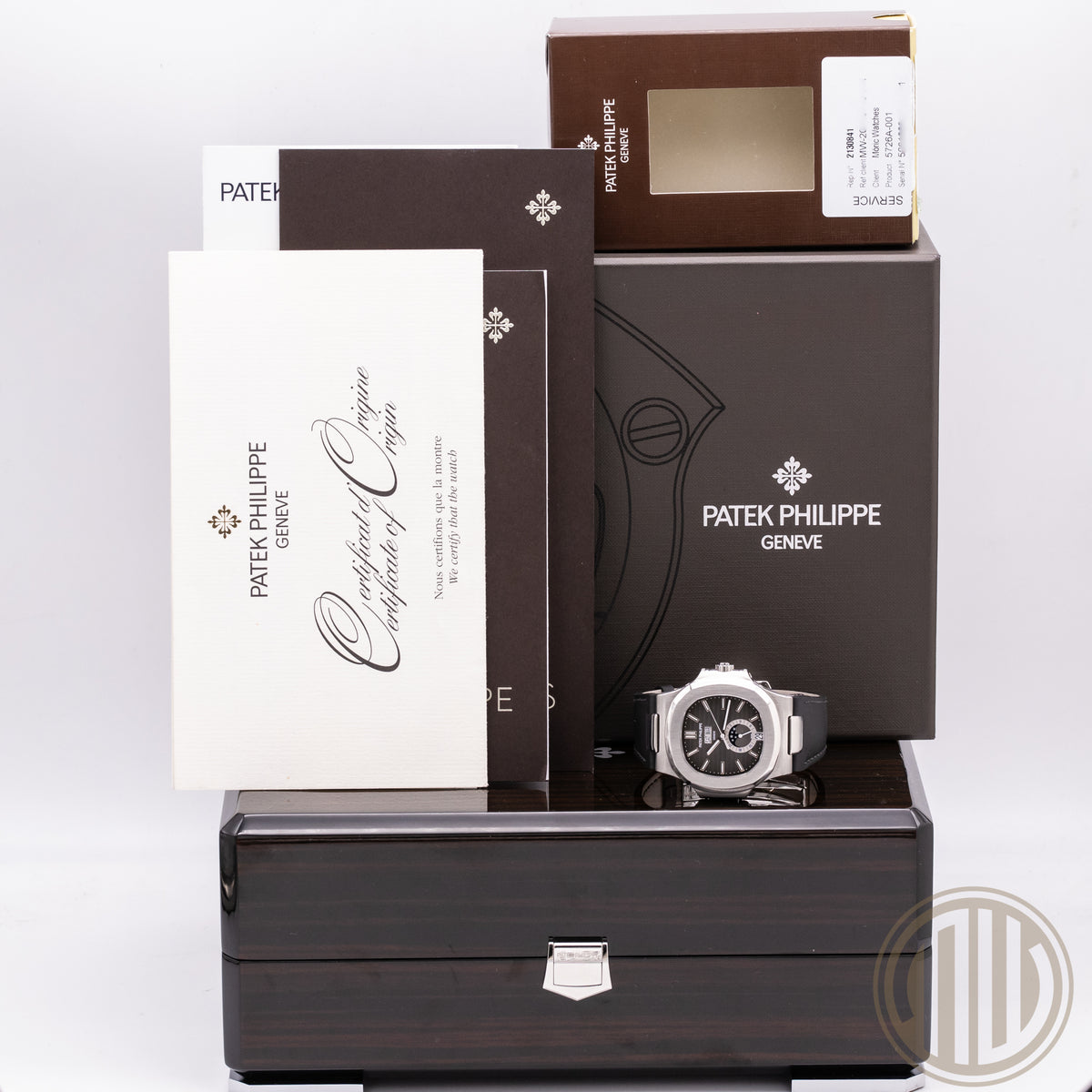 Patek Philippe Nautilus Annual Calendar | New Patek-Service | Box and Papers | 2011