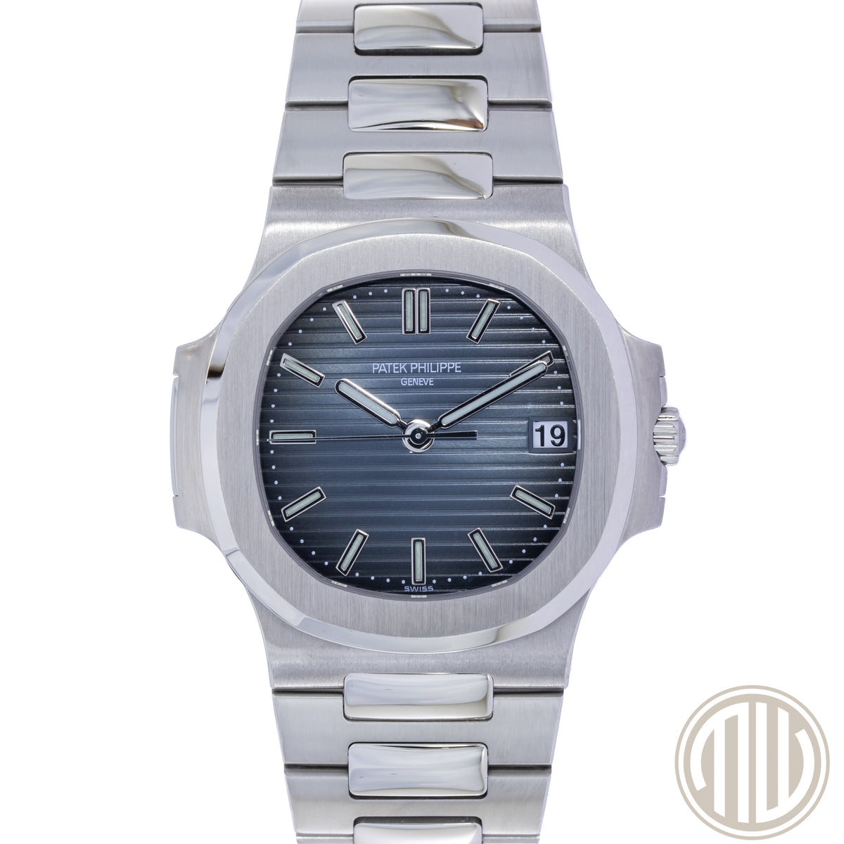 Patek Philippe Nautilus Blue Dial | New Patek Service | Box and Papers | 2008 | 5800
