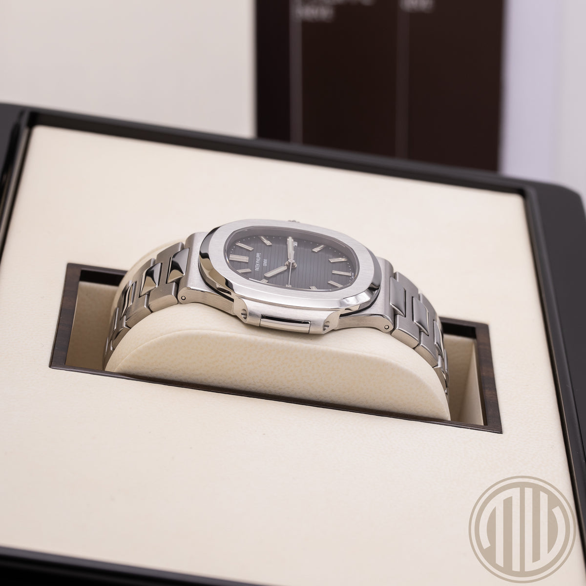 Patek Philippe Nautilus Blue Dial | German Watch | Box and Papers | 2008