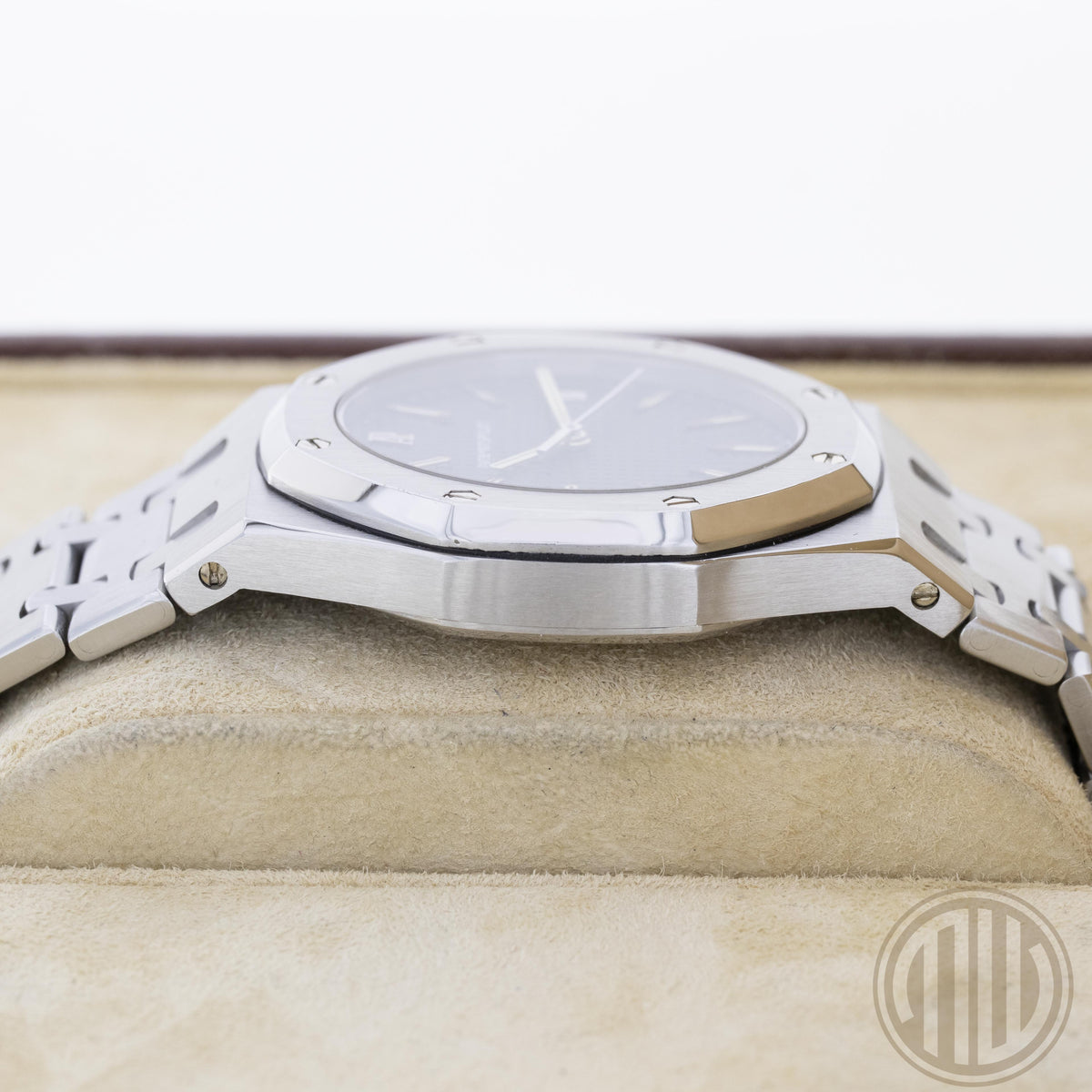 Audemars Piguet Royal Oak Quarz Invoice Box and Papers