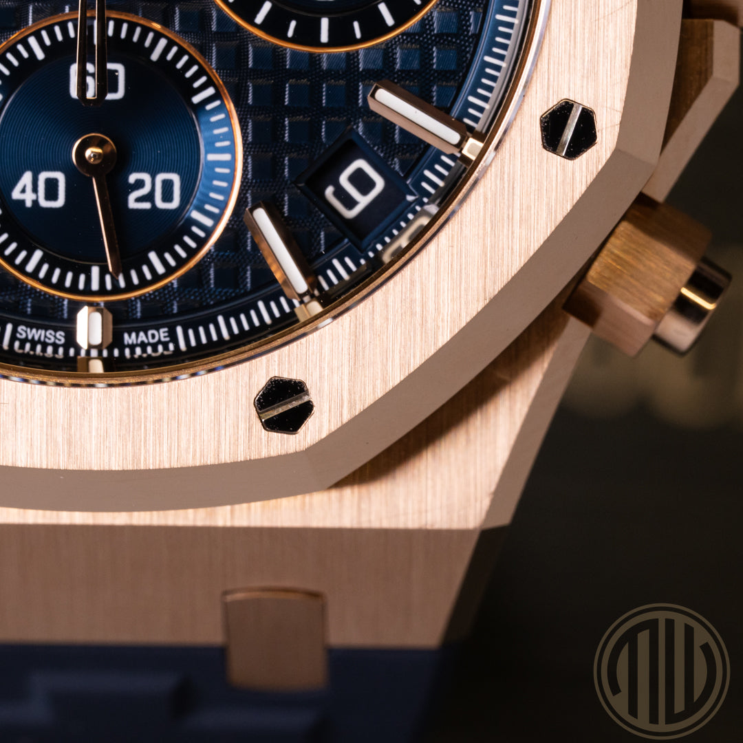 Audemars Piguet Royal Oak Chronograph Blue Dial | 50th Anniversary | 18ct Roségold | Box and Papers