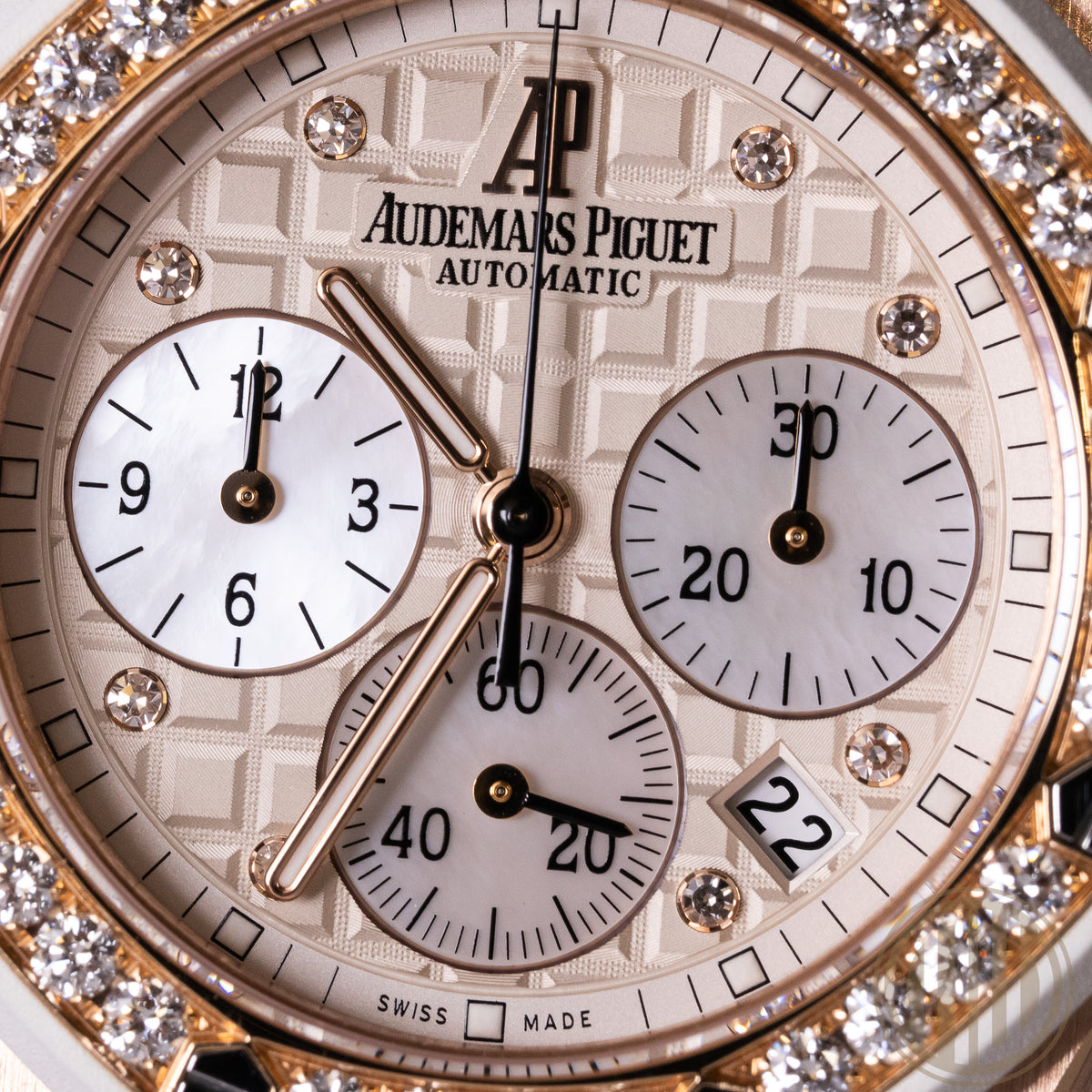 Audemars Piguet Royal Oak Offshore Lady Factory Diamonds | 18kt Roségold | AP-Extract