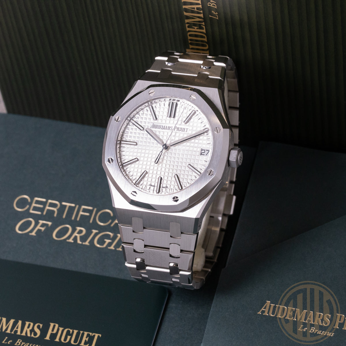 Audemars Piguet Royal Oak "50th Anniversary" White Dial | Unworn | Fullset | 2022 | 15510ST