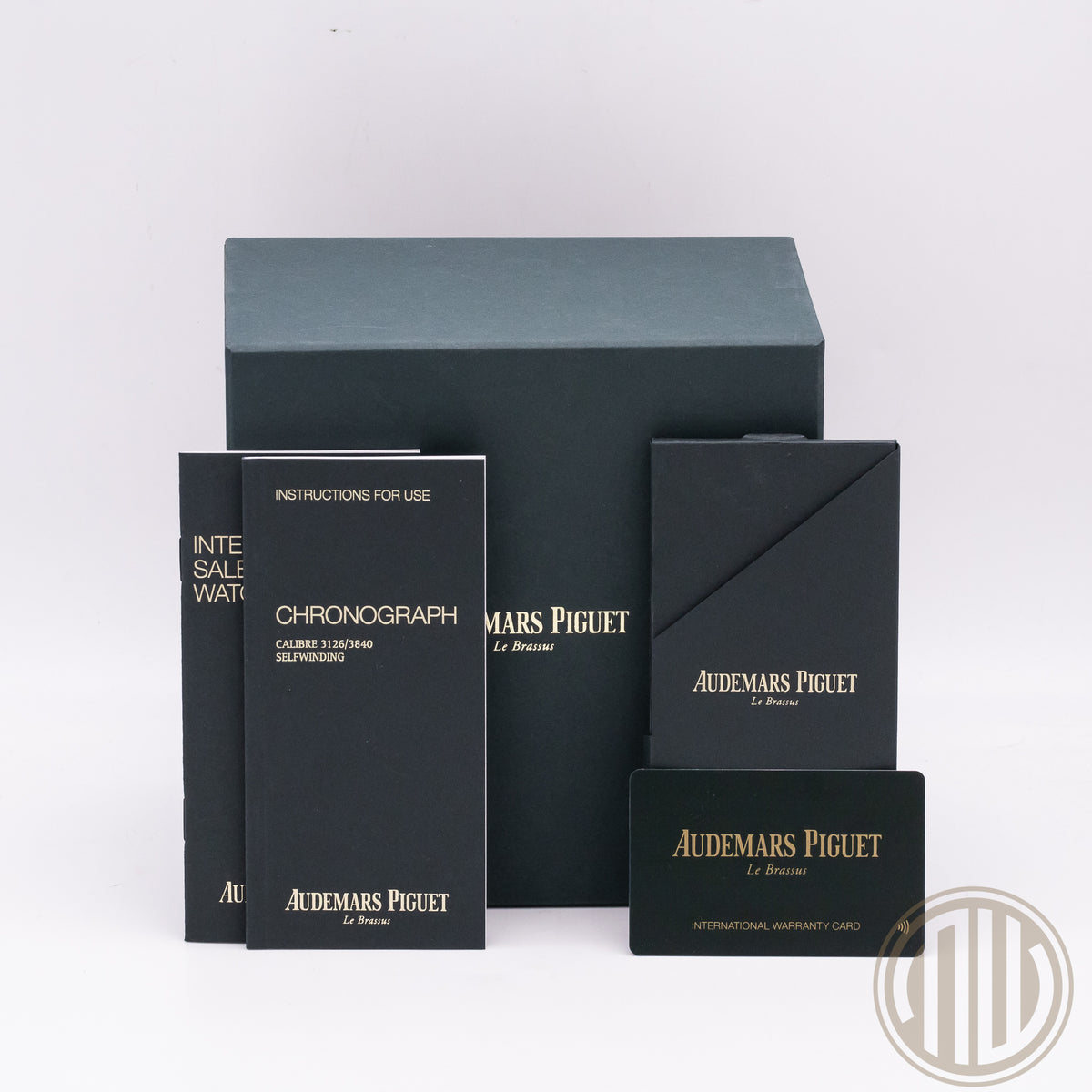 Audemars Piguet Royal Oak Offshore Chronograph "Beast" | Blue Dial | AP-Warranty | Box and Papers | 2020