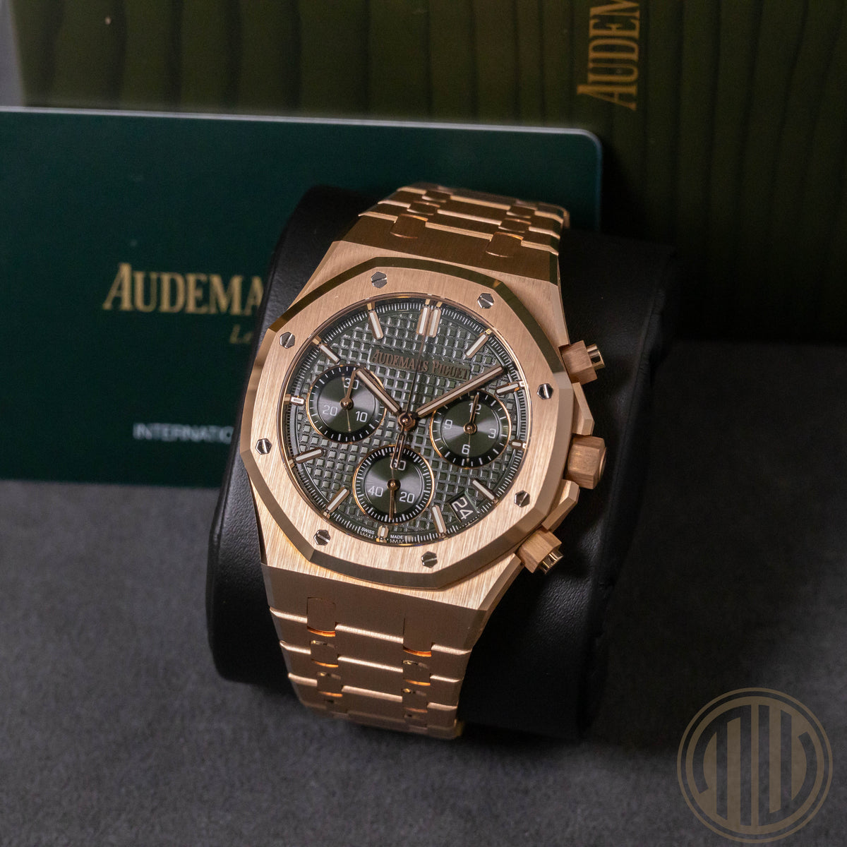 Audemars Piguet Royal Oak Green Dial | 18kt Roségold | Box and Papers | 2023