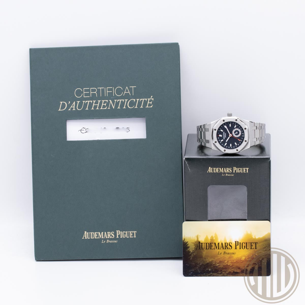 Audemars Piguet Royal Oak Annual Calendar | Blue Dial | AP-Service 2021 | Box and Papers | 2592ST