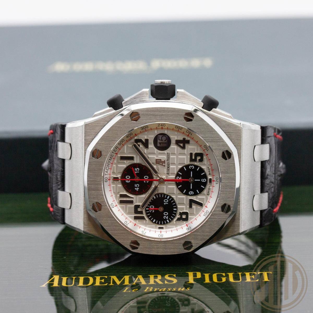 Audemars Piguet Royal Oak Offshore | Panda | New AP-Service 2022 | Box & Papers | 2617ST