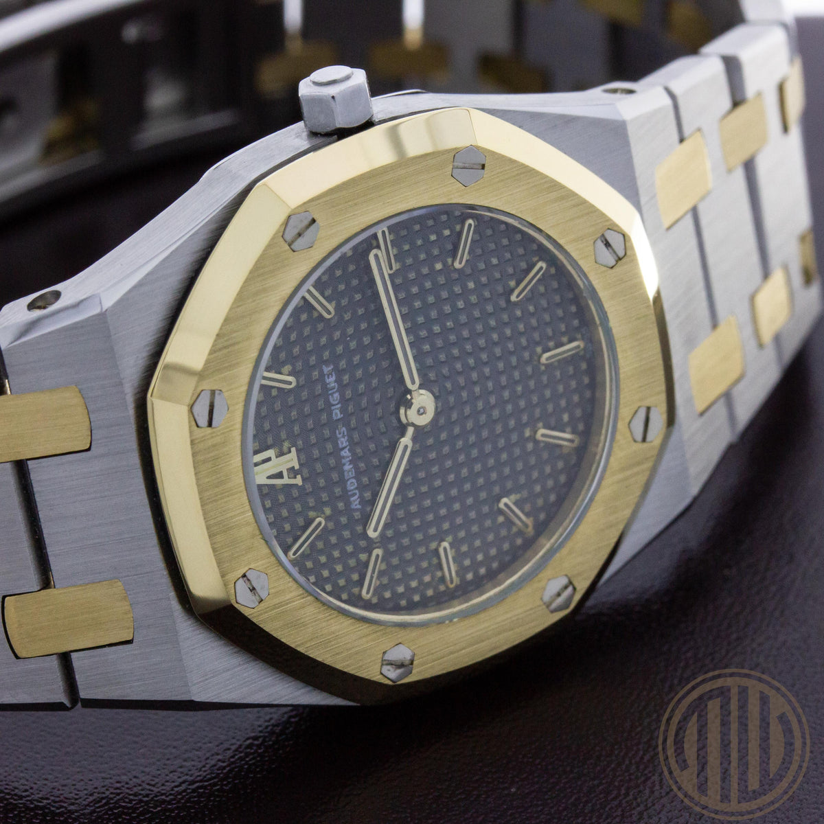 Audemars Piguet Royal Oak Lady | Like New Condition | Quarz | 66351SA