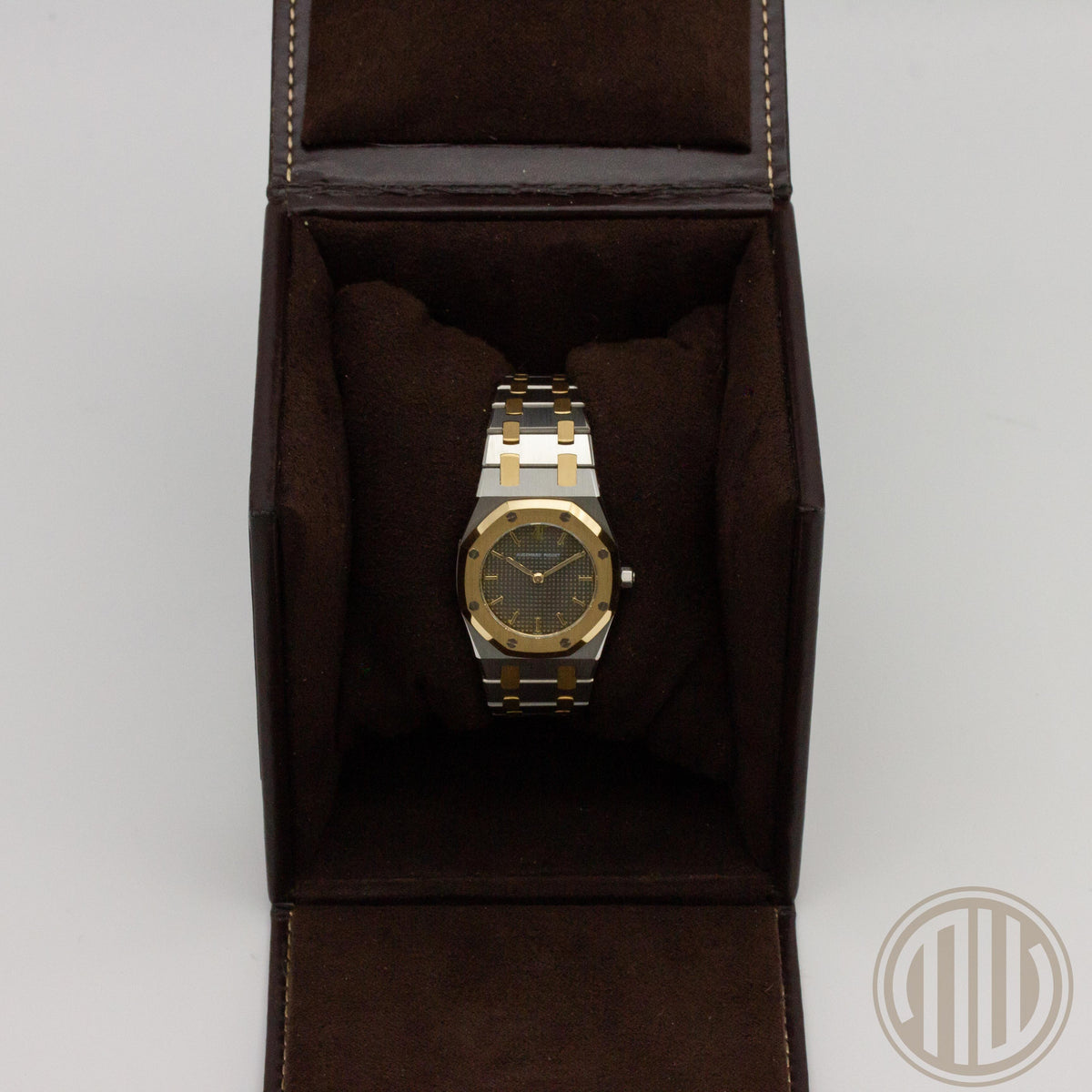 Audemars Piguet Royal Oak Lady | Like New Condition | Quartz | 66351SA