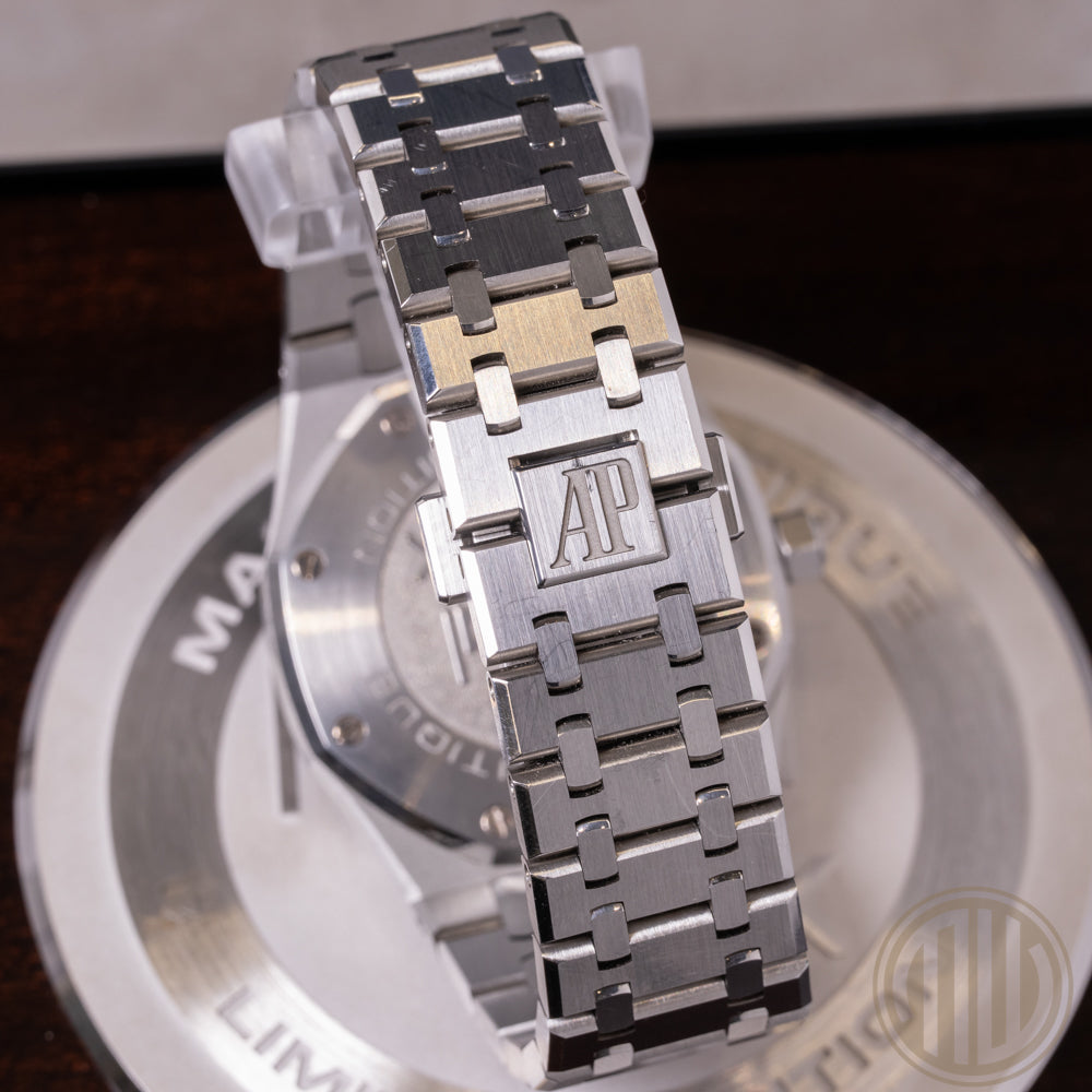 Audemars Piguet Royal Oak Macau Boutique Limited Edition | Diamond Bezel | Ref: 26125ST