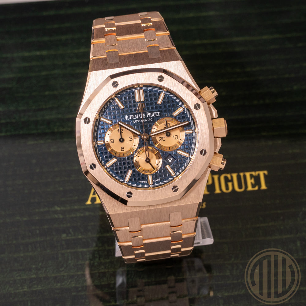 Audemars Piguet Royal Oak Chronograph Blue Dial | New AP-Service | 18kt Roségold | Box and Papers | 2022