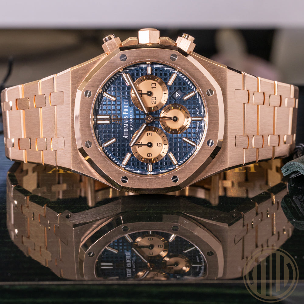 Audemars Piguet Royal Oak Chronograph Blue Dial | New AP-Service | 18kt Roségold | Box and Papers | 2022