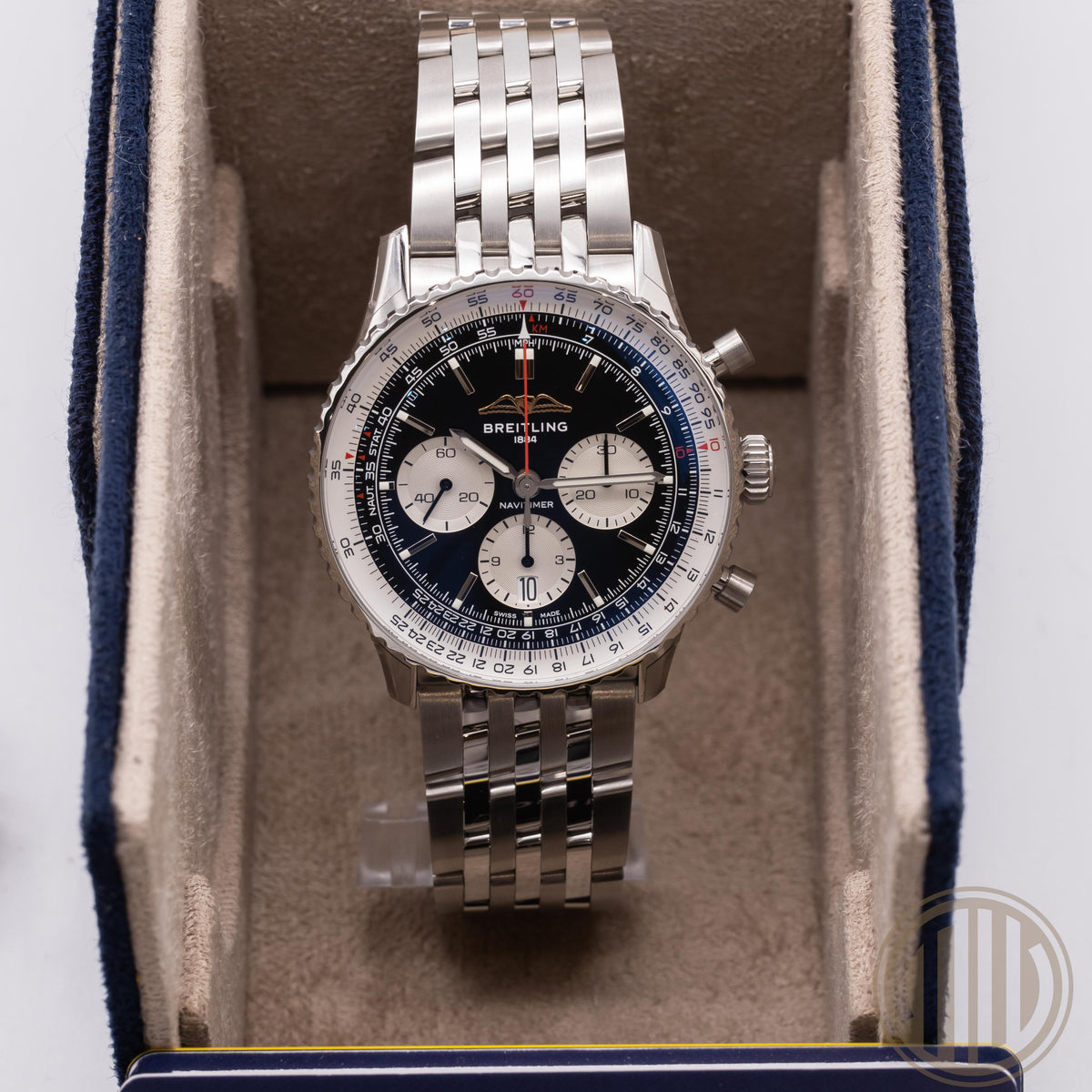 Breitling Navitimer 1 B01 Chronograph 43 | New | Box and Papers | 2023