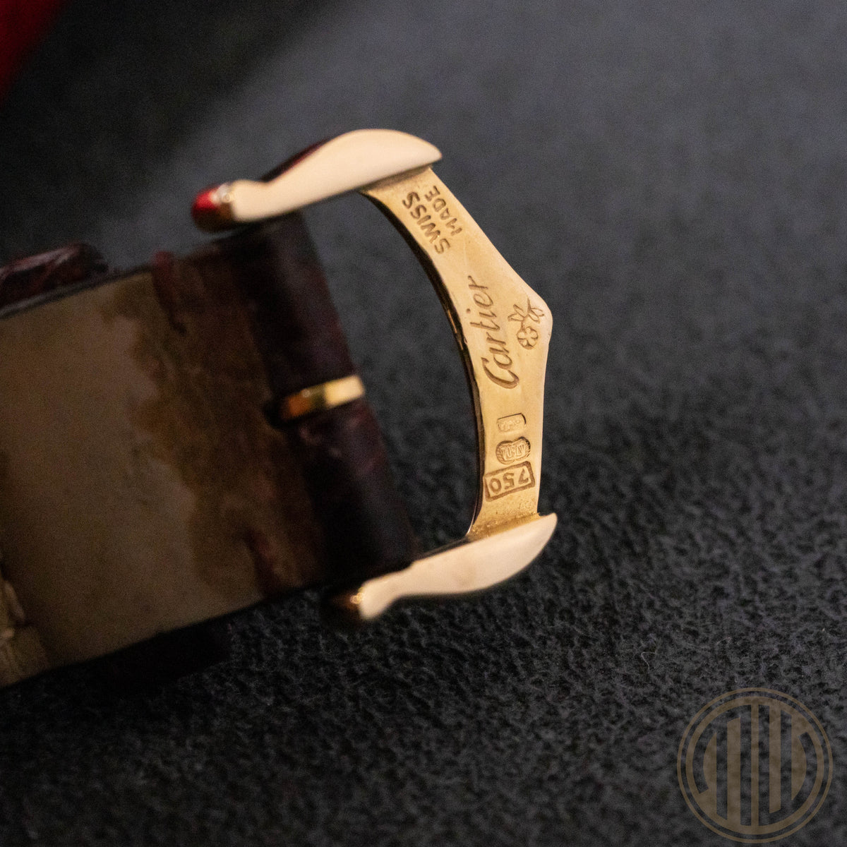 Cartier Tank Louis Cartier 18kt Gold | New Cartier Service | Cartier Warranty