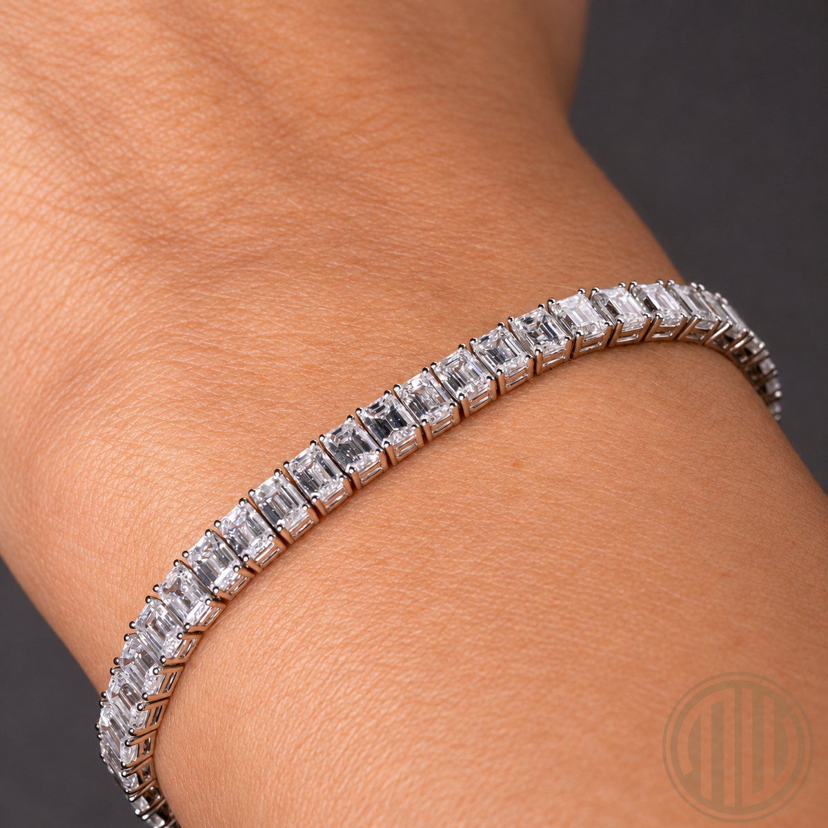 Emerald Cut Diamond Bracelet & Ring – 20,51 ct Natural Diamonds | F/VS | 750 White Gold