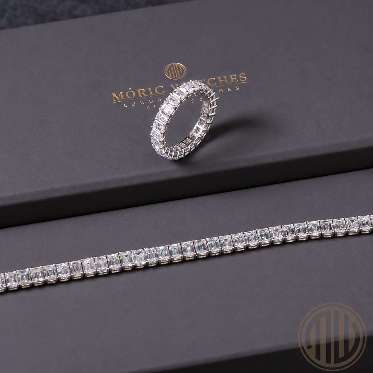 Emerald Cut Diamond Bracelet & Ring – 20,51 ct Natural Diamonds | F/VS | 750 White Gold