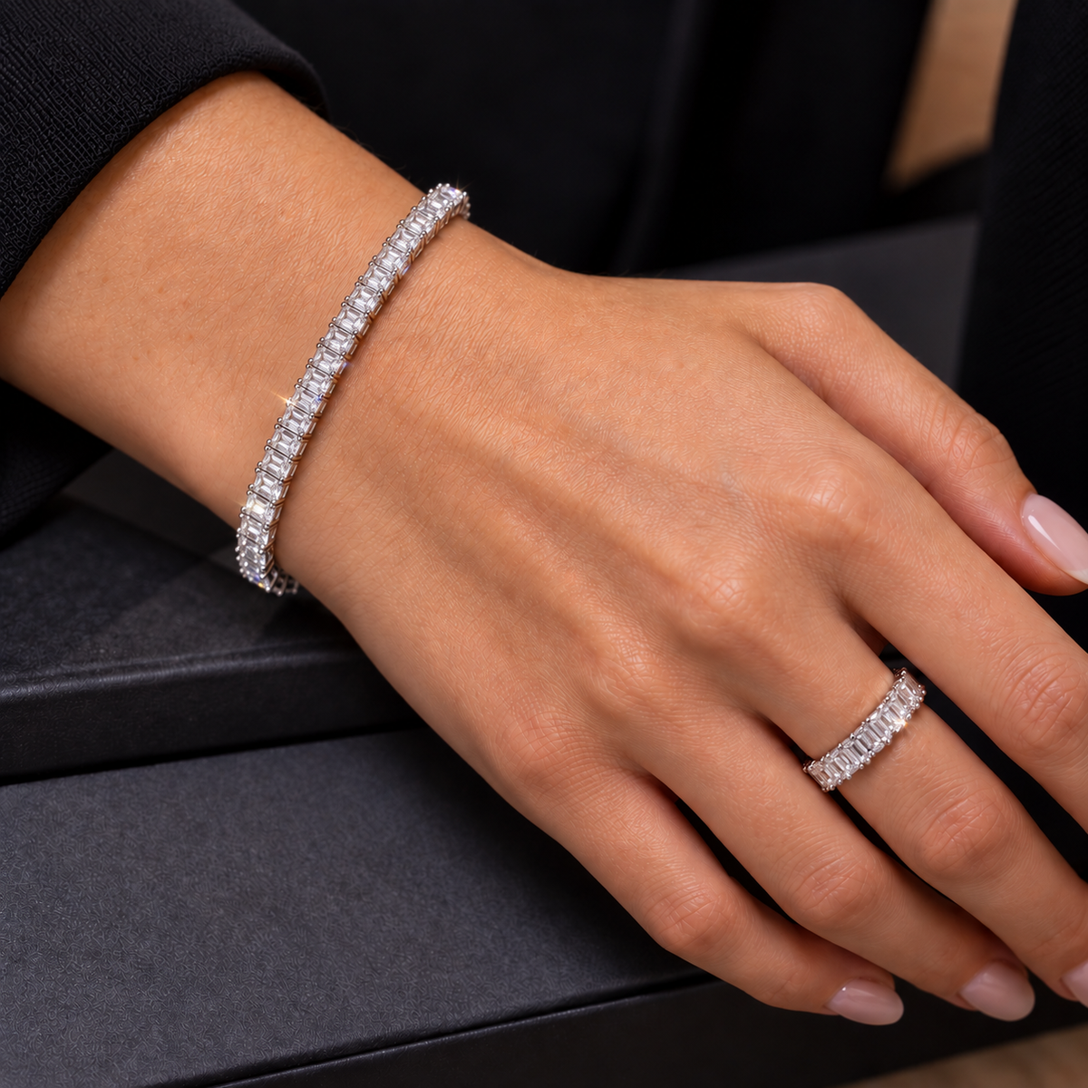 Emerald Cut Diamond Bracelet & Ring – 20,51 ct Natural Diamonds | F/VS | 750 White Gold