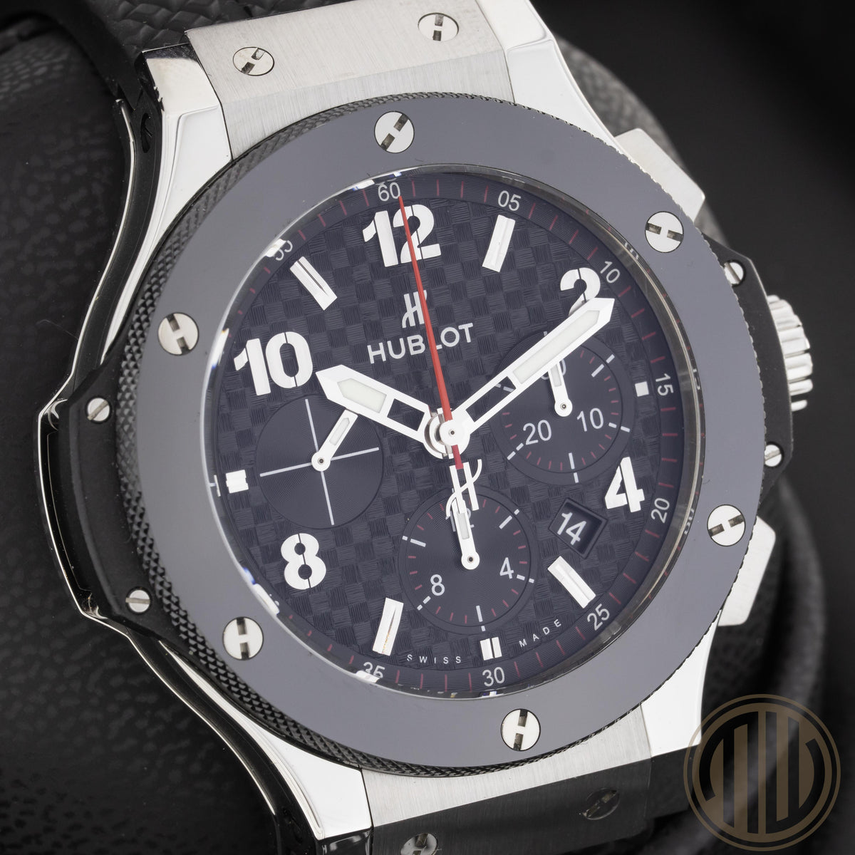 Hublot Big Bang 44 mm Chronograph Carbon Dial | Rubber-Strap | Steel-Ceramic | Box and Papers | 2020