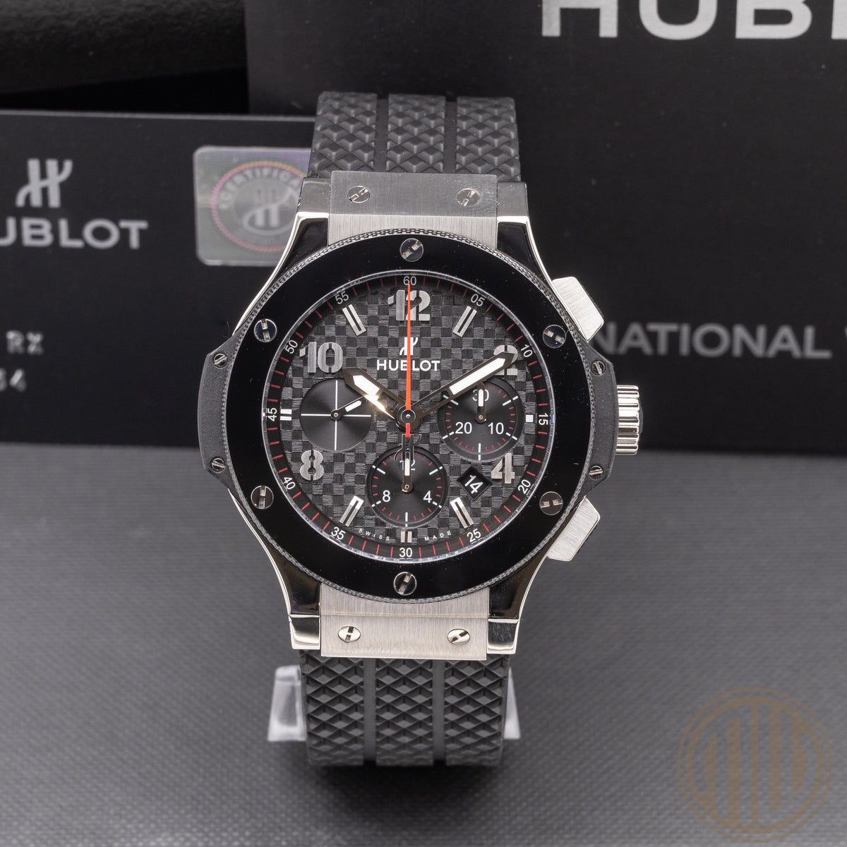 Hublot Big Bang 44 mm Chronograph Carbon Dial | Rubber-Strap | Steel-Ceramic | Box and Papers | 2020