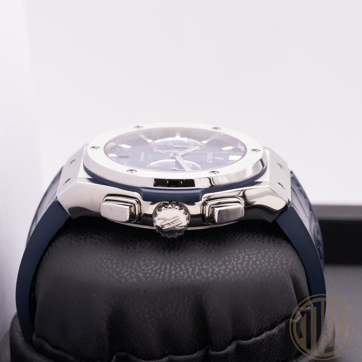 Hublot Classic Fusion Chronograph Blue Chronograph Steel | Blue Dial | Box and Papers | 2018