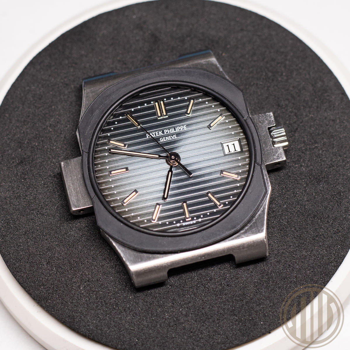 Patek Philippe Nautilus | Blue Dial | Steel | Extract from Archiv | Box | 1997 | 3800/1