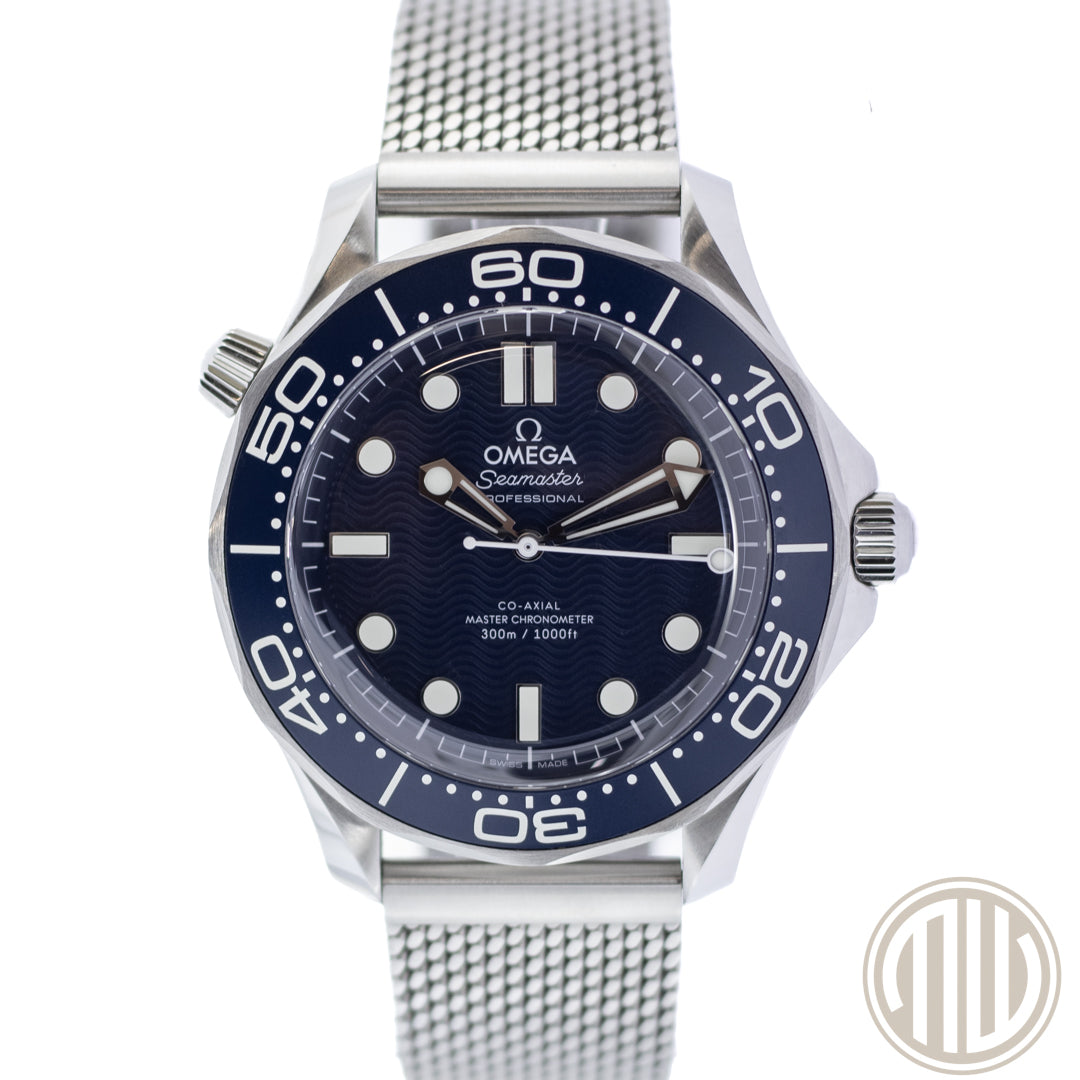 Omega Seamaster Diver 300 M | James Bond | Box and Papers | 2024