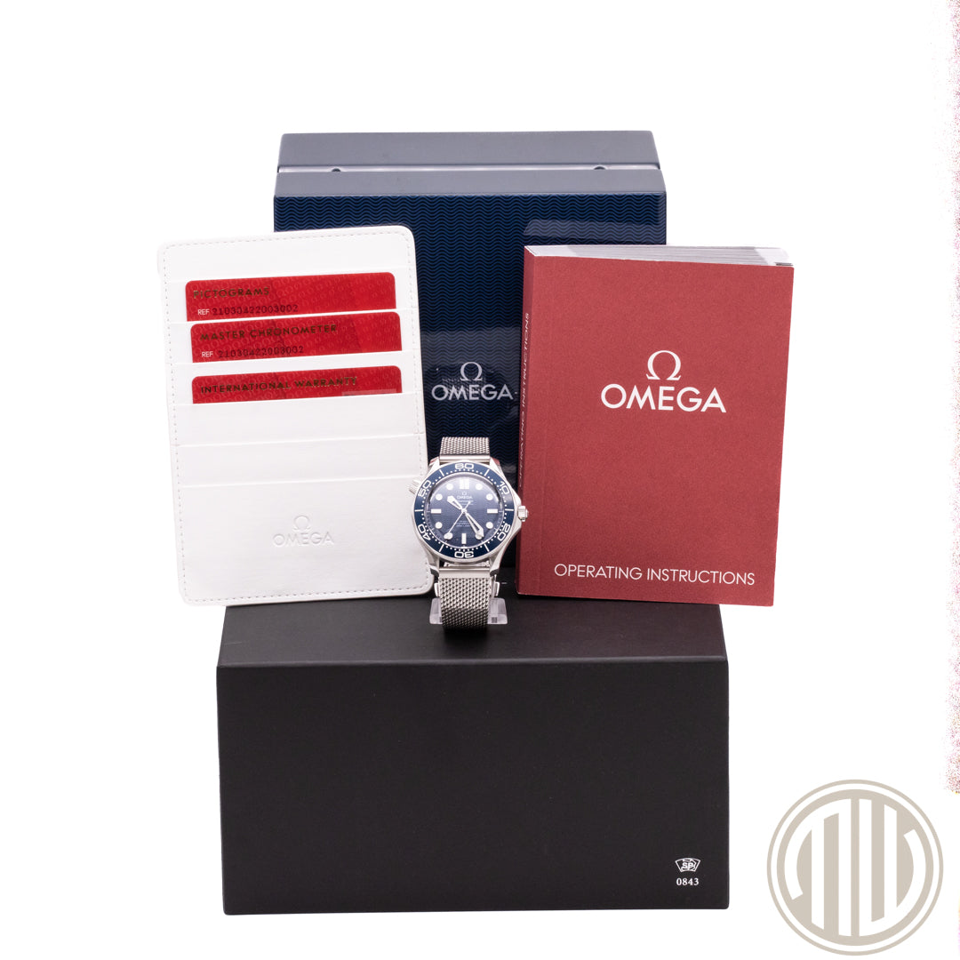 Omega Seamaster Diver 300 M | James Bond | Box and Papers | 2024