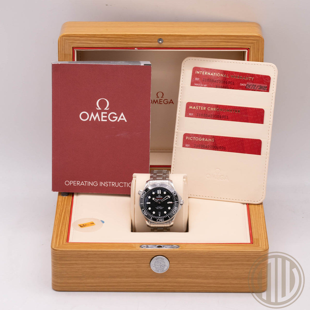 Omega Seamaster Diver 300 M Black Dial | Stainless-Steel | Box and Papers | 2022