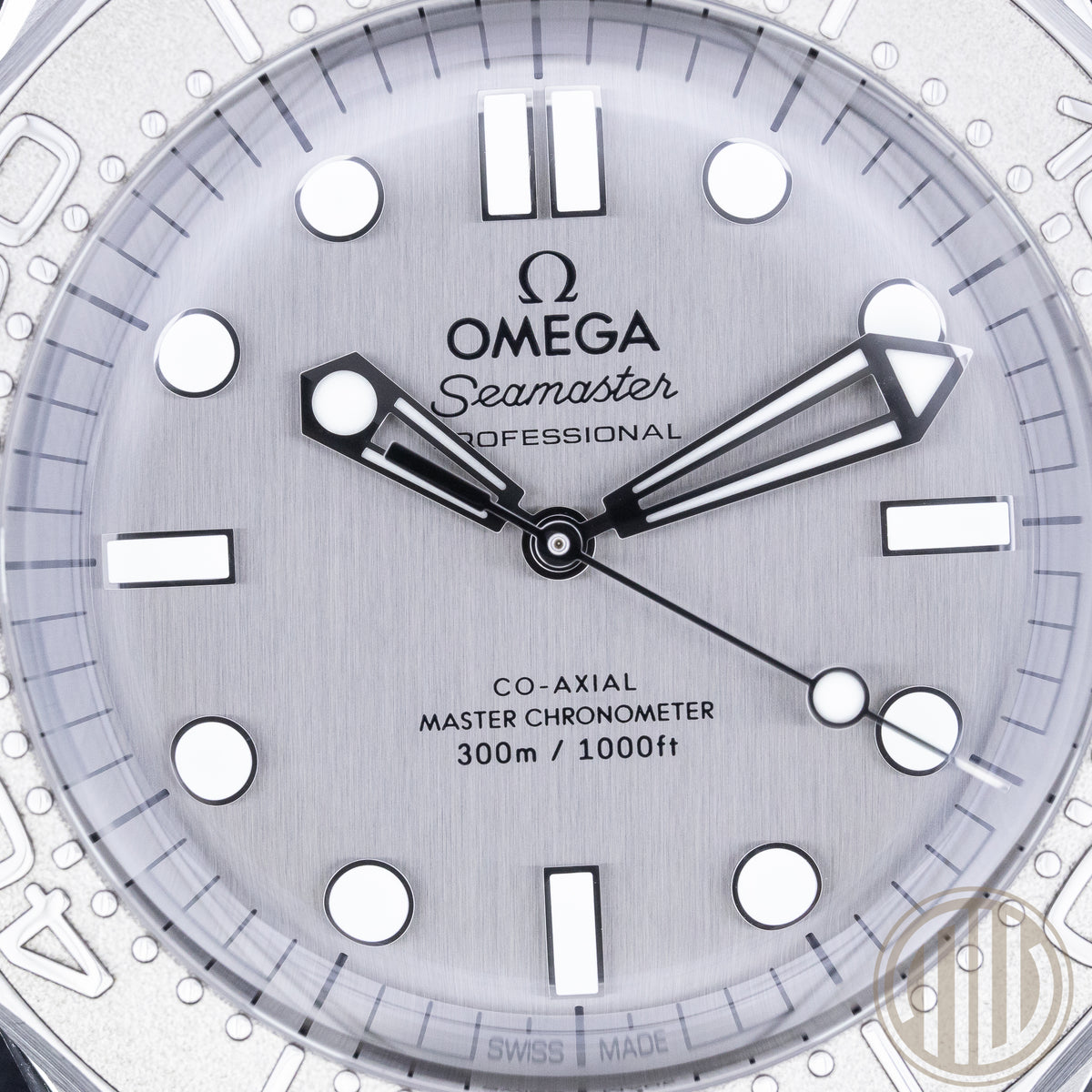 Seamaster Diver 300m Stainless-Steel | Co-Axial | Box and Papers | 2025