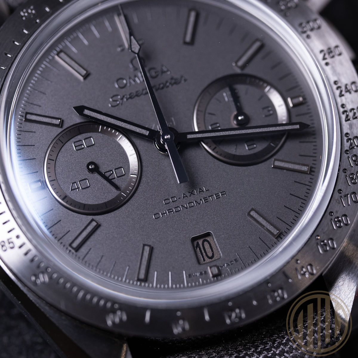 Omega Speedmaster Dark Side Of The Moon Moonwatch | Ceramic | Box and Papers | 2015