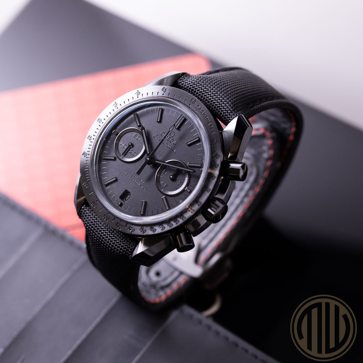 Omega Speedmaster Dark Side Of The Moon Moonwatch | Ceramic | Box and Papers | 2015