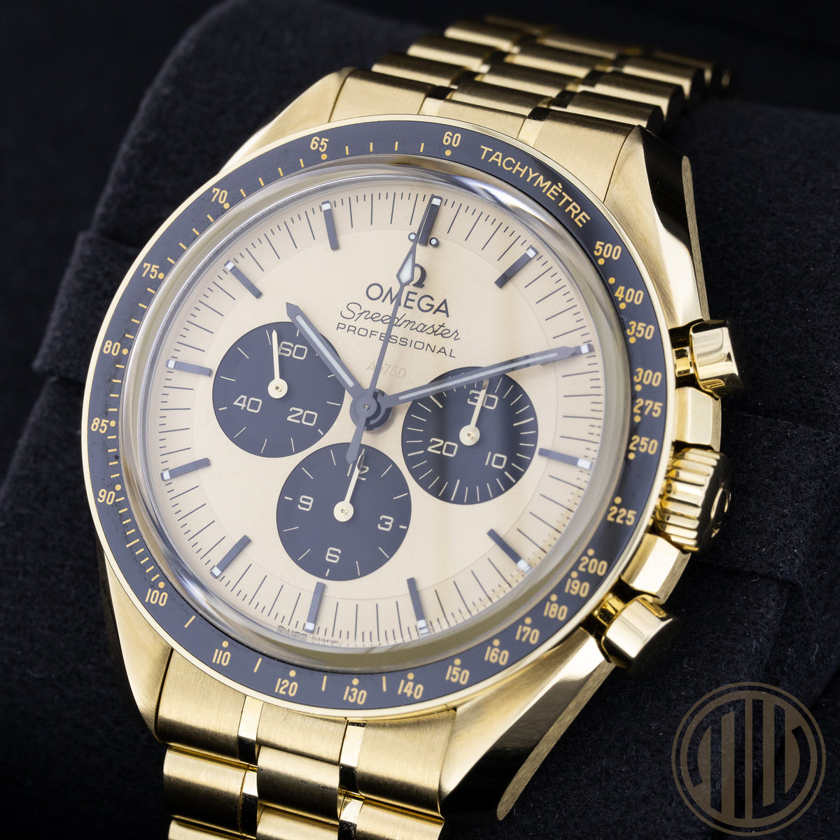 Omega Speedmaster Professional Moonwatch 18kt Yellowgold | Moonshine Gold | Box and Papers | 2024
