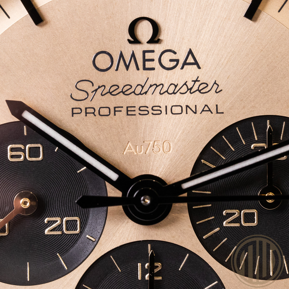 Omega Speedmaster Professional Moonwatch 18kt Yellowgold | Moonshine Gold | Box and Papers | 2024