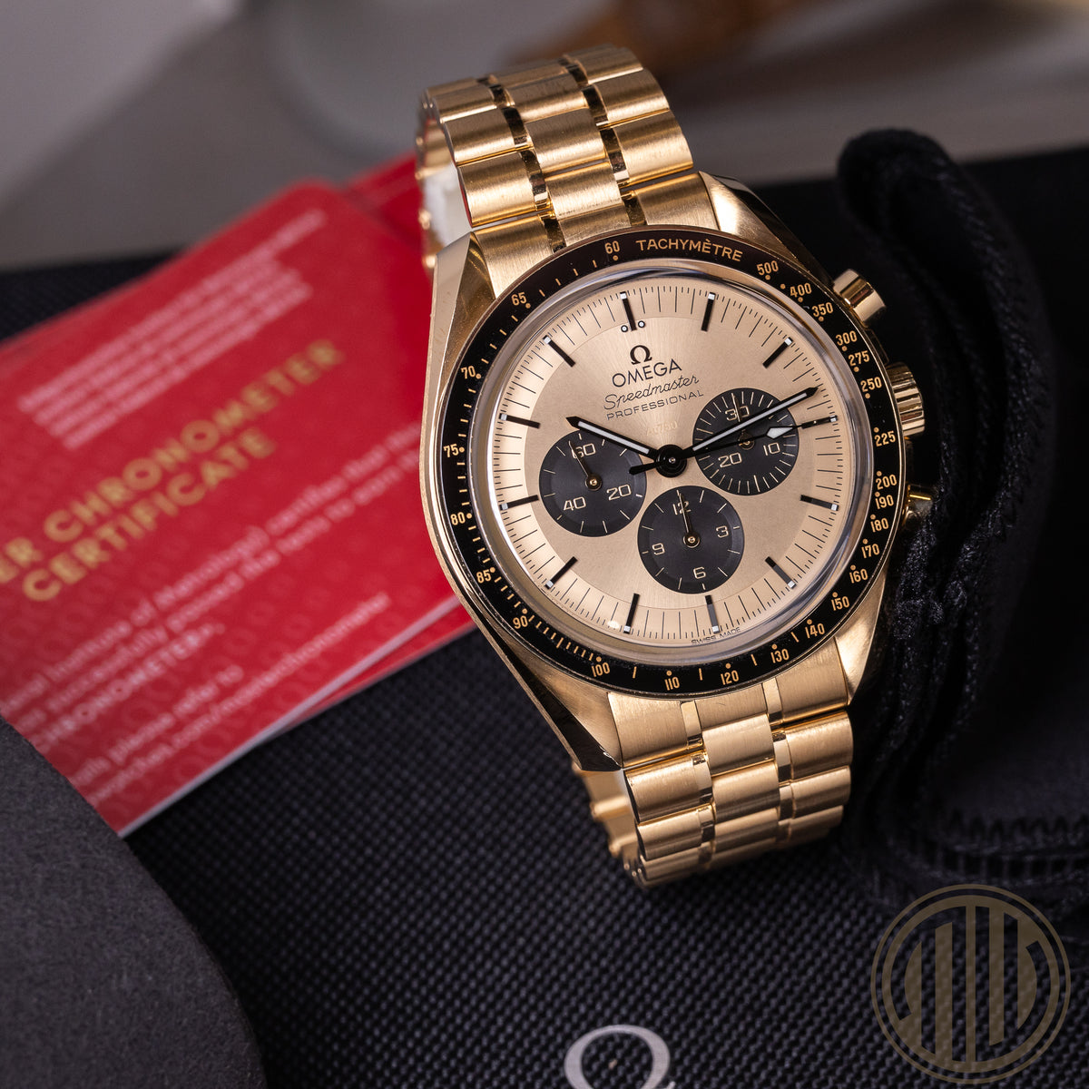 Omega Speedmaster Professional Moonwatch 18kt Yellowgold | Moonshine Gold | Box and Papers | 2024