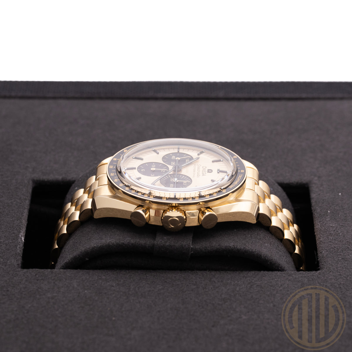 Omega Speedmaster Professional Moonwatch 18kt Yellowgold | Moonshine Gold | Box and Papers | 2024