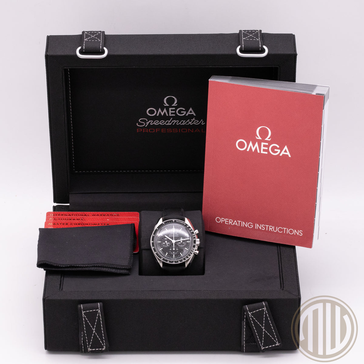 Omega Speedmaster Professional Moonwatch Stainless-Steel | Co-Axial | Box and Papers | 2022