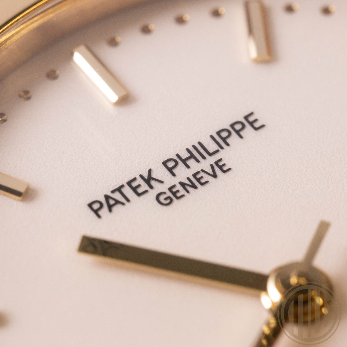 Patek Philippe Calatrava 18k Yellowgold | Automatic | Leather-Strap | 1994