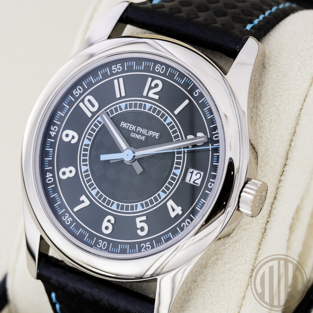 Patek Philippe Calatrava 40mm Blue Blue | Carbon Dial | 18kt Whitegold | Box and Papers | 2023
