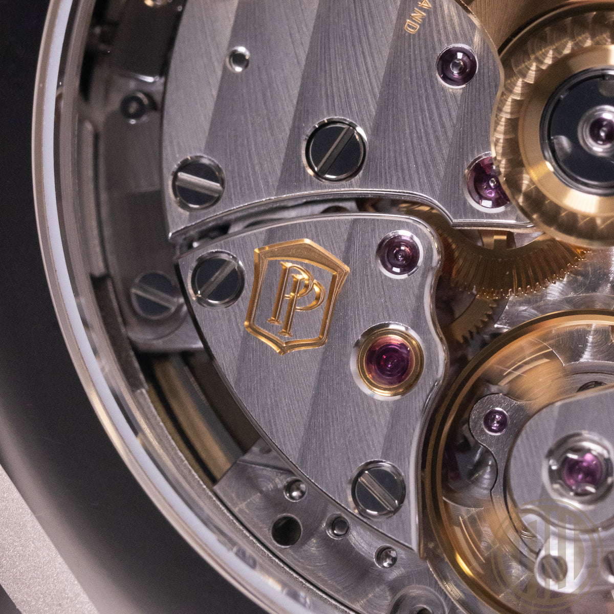 Patek Philippe Calatrava 40mm Blue Blue | Carbon Dial | 18kt Whitegold | Box and Papers | 2023