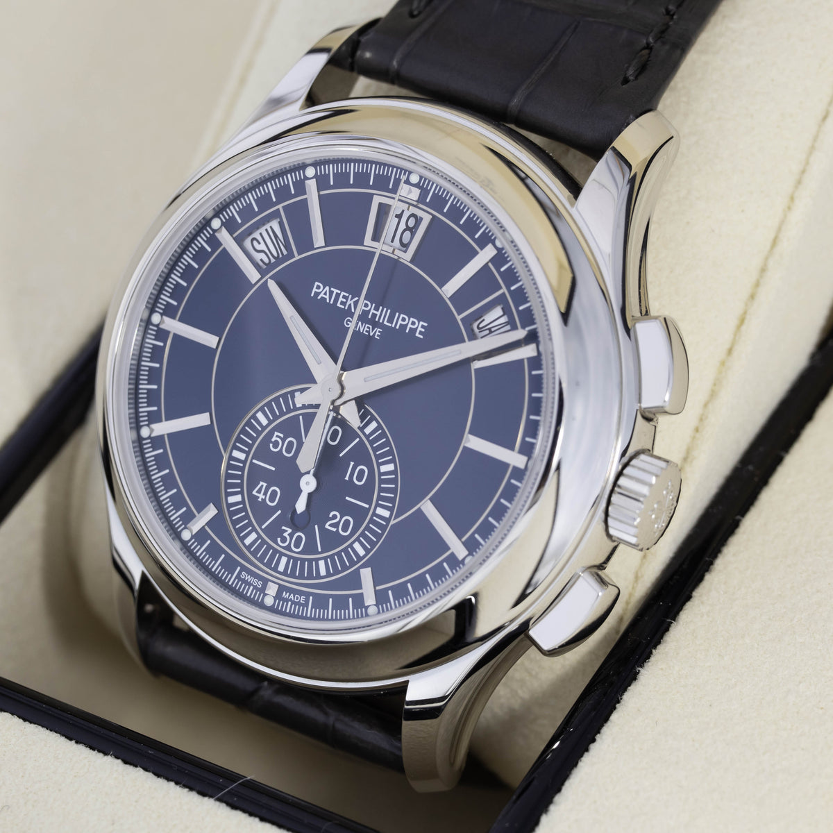 Patek Philippe Annual Calendar Chronograph Flyback | Blue Dial | Platinum | Box and Papers | 2021