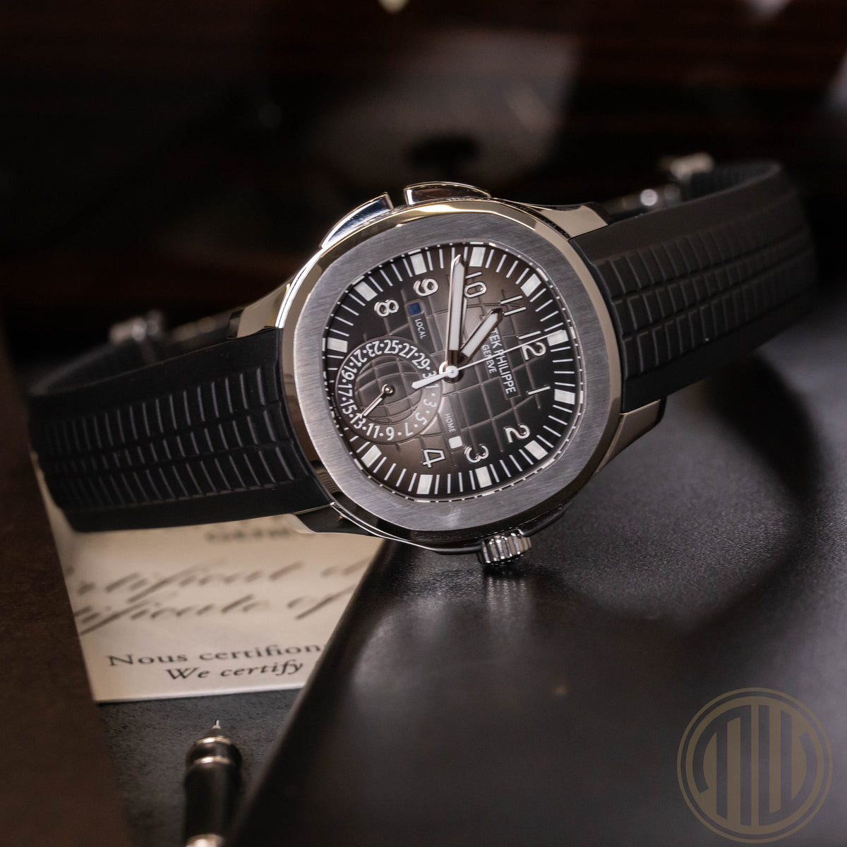 Patek Philippe Aquanaut Travel Time | Uncut-Strap | Top Condition | Box and Papers