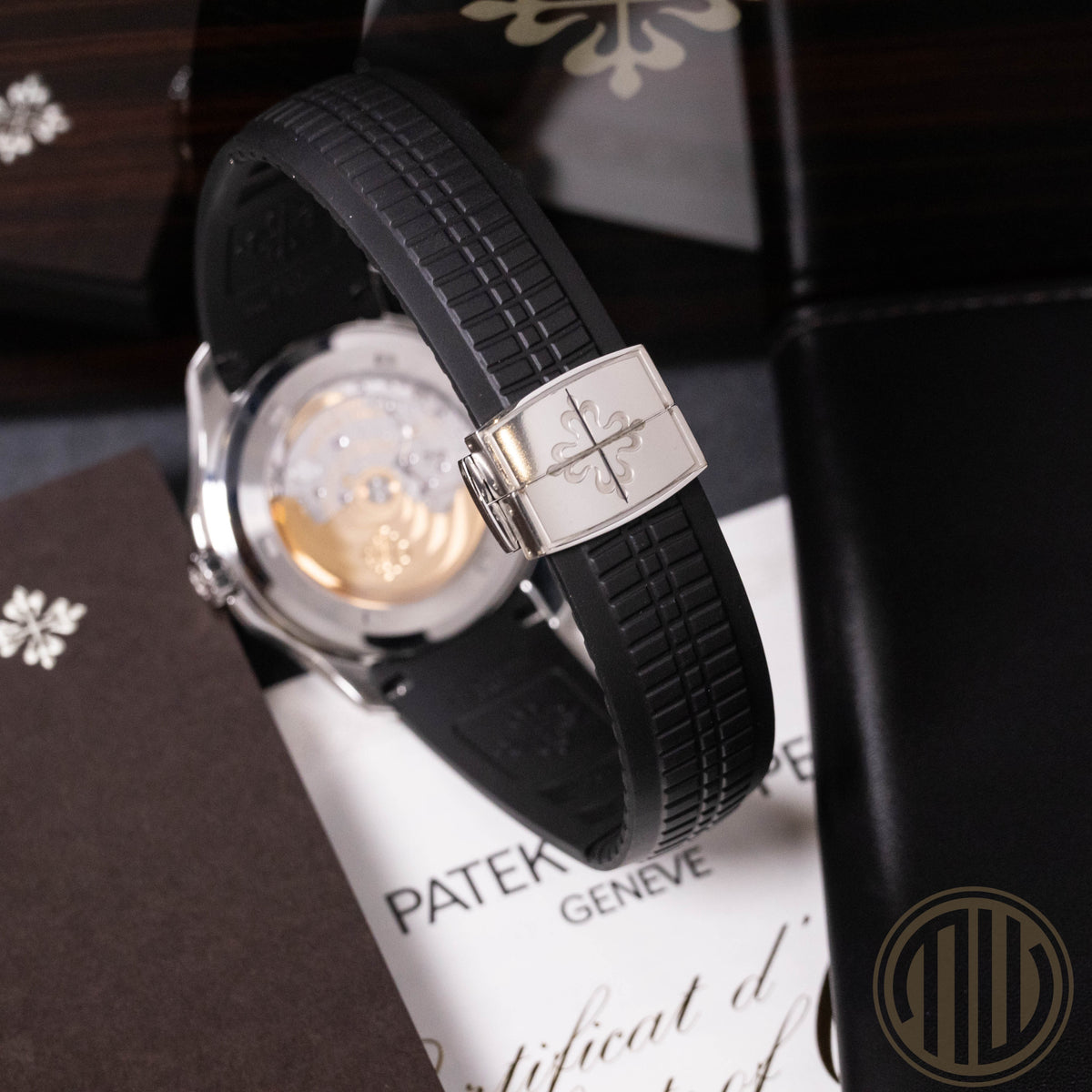 Patek Philippe Aquanaut Travel Time | Uncut-Strap | Top Condition | Box and Papers