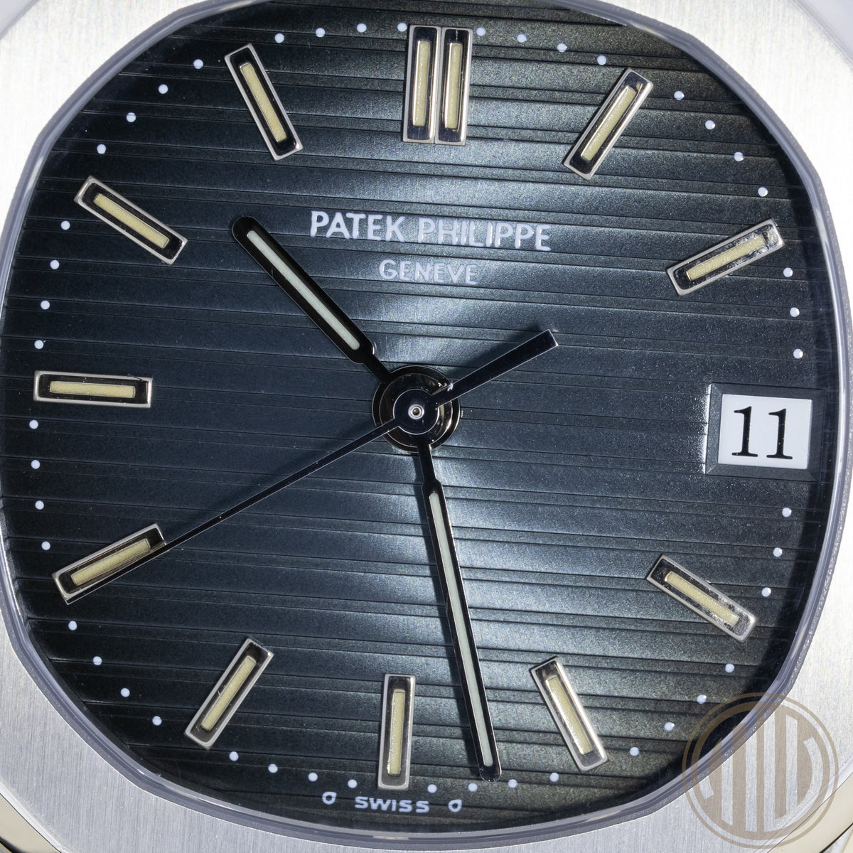 Patek Philippe Nautilus | Blue Dial | Steel | Extract from Archiv | Box | 1997 | 3800/1