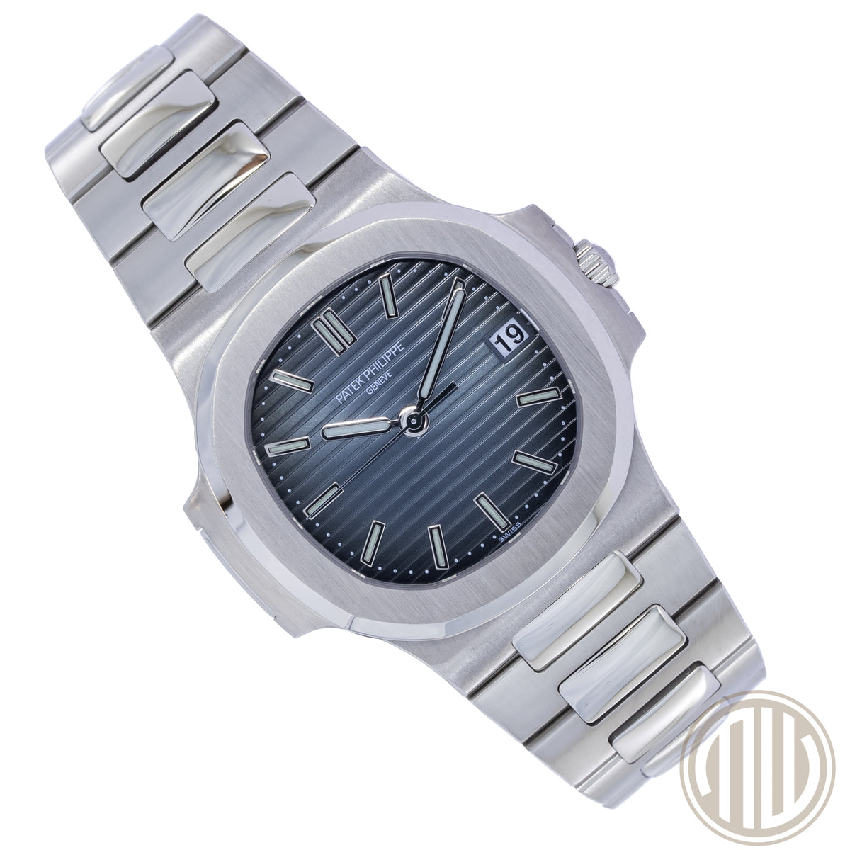 Patek Philippe Nautilus Blue Dial | New Patek Service | Box and Papers | 2008 | 5800