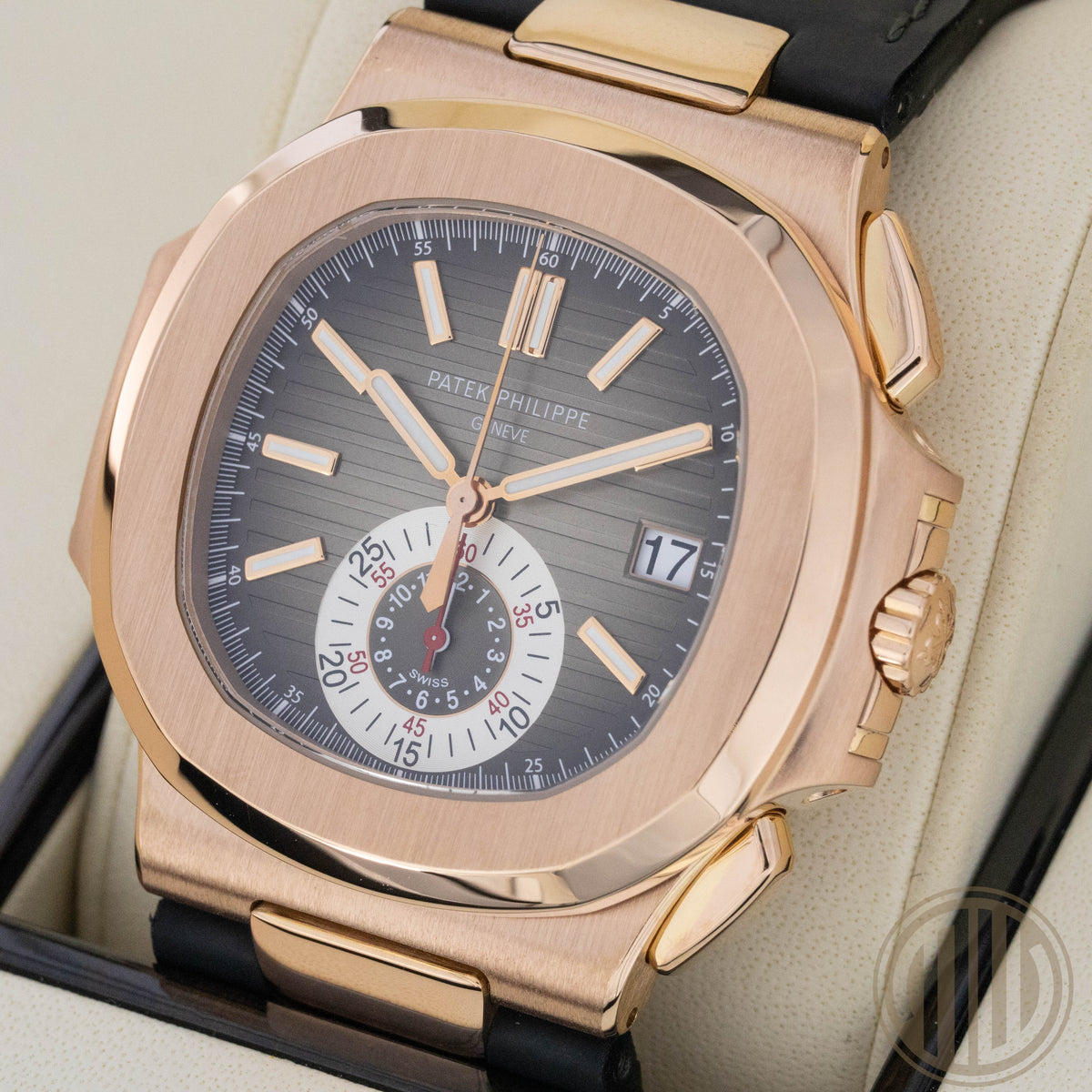Patek Philippe Nautilus Chronograph | 18kt Roségold | Box and Papers | 2015 | 5980R
