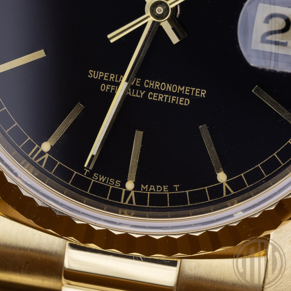 Rolex Day-Date 36 Black Dial | Top Condition | 18kt Yellowgold | R-Series