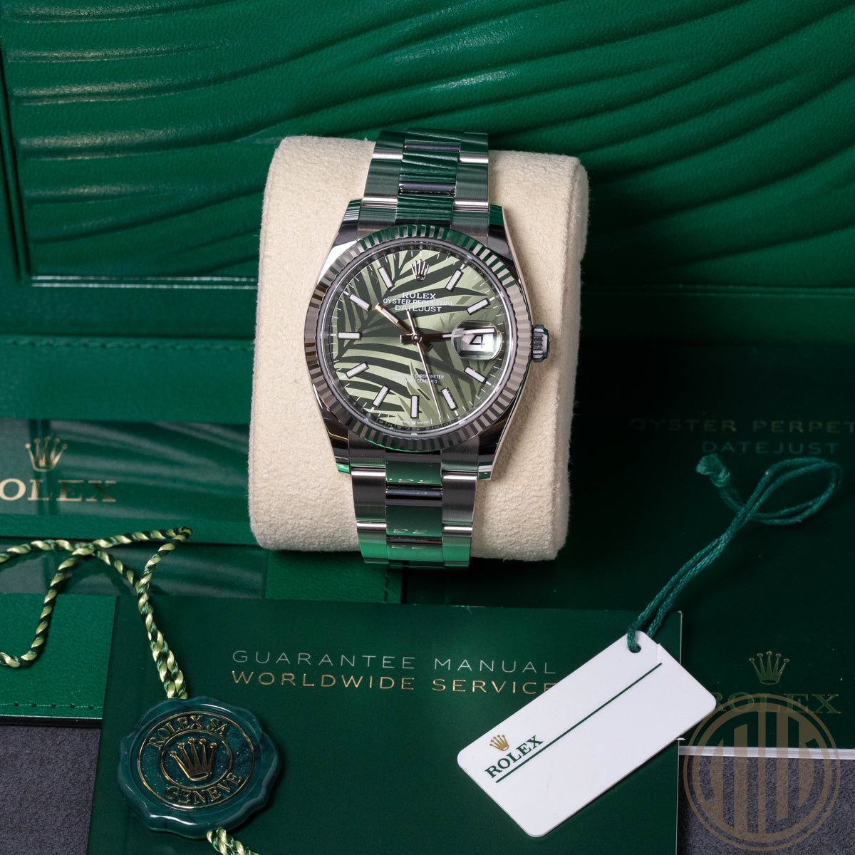 Rolex Datejust 36 Palm Motiv Dial | Whitegold Bezel | Box and Papers | 2023