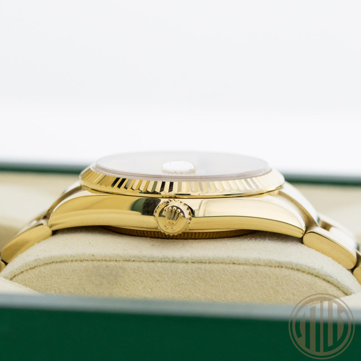 Rolex Day-Date 36 18 carat | Gold | Box &amp; Papers | 2003 | 118208