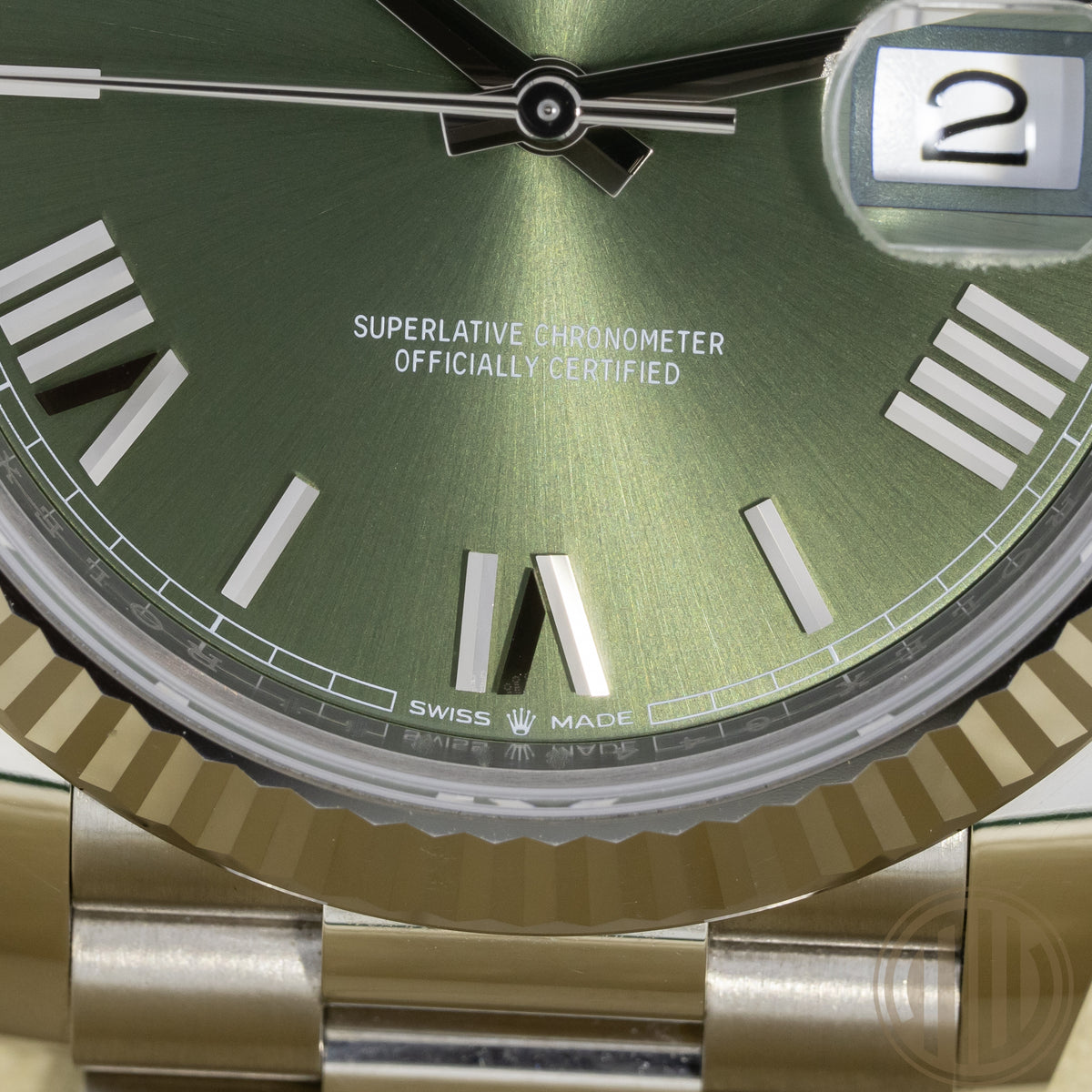 Rolex Day-Date 40 Olive Dial | 18kt Whitegold | Box and Papers | 2021 | 228239